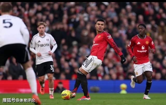 隨著一場(chǎng)3-2！曼聯(lián)絕殺富勒姆，反超切爾西+利物浦！沖到英超第4